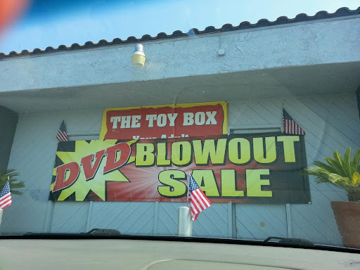 where can i buy a toy box in store