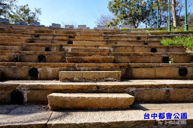 台中都會公園|走！跟阿新一起去台中都會公園踏青去~~這裡可是悠哉的很