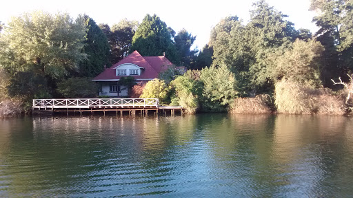 Jardin Botanico UACh, Campus Isla Teja Uach, Valdivia, Región de los Ríos, Chile, Parque | Los Ríos