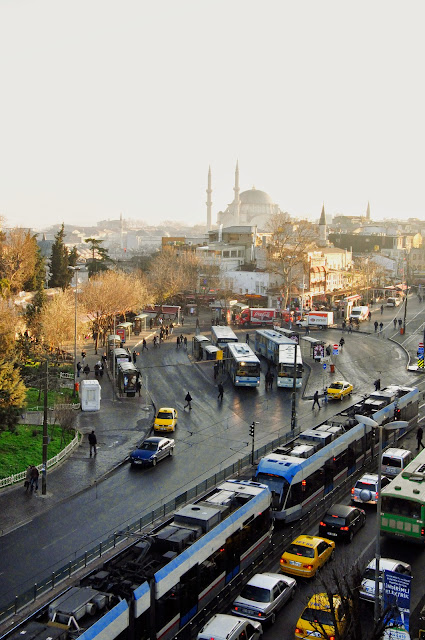 ESTAMBUL, UNA VEZ MÁS - Blogs de Turquia - PRIMER DIA. PRESENTACIÓN EN SOCIEDAD, JETONES, SULTANAHMET NOCTURNO ... (1)