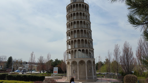 Tourist Attraction «Leaning Tower of Niles», reviews and photos, 6300 Touhy Ave, Niles, IL 60714, USA