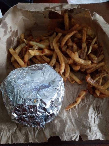 Fast Food Restaurant «Five Guys», reviews and photos, 6801 Parker Farm Dr, Wilmington, NC 28405, USA