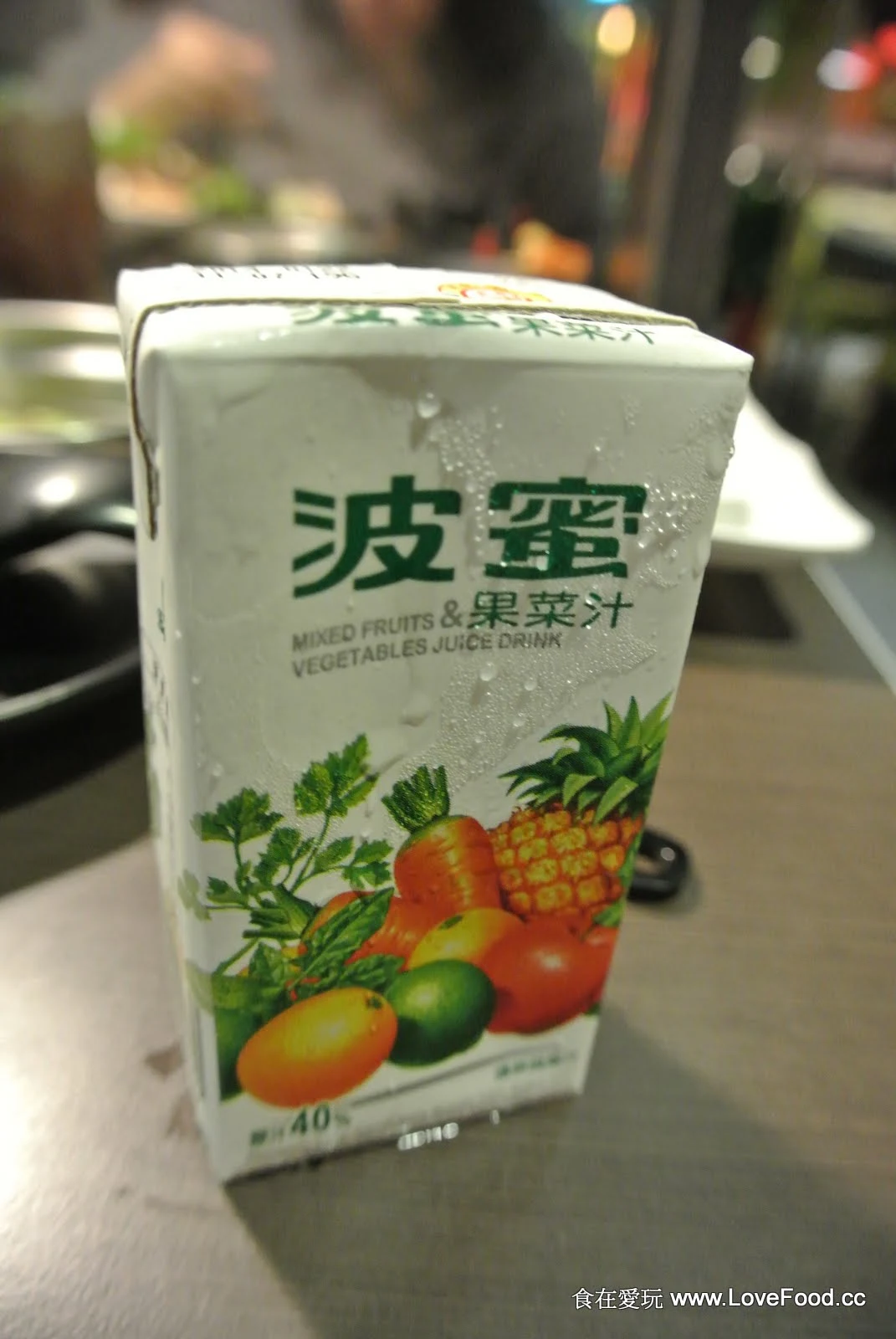 碗裝泰國明果香濃椰子冰淇淋球特寫
