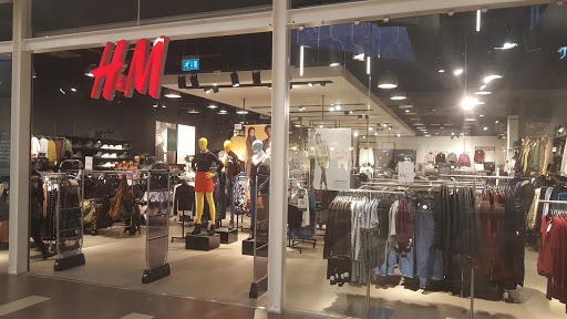 H&M