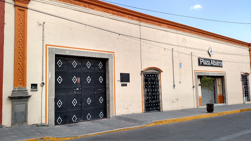 Outlet El Bodegón BLK Huamantla, Hidalgo Pte 202, Centro, 90501 Huamantla, Tlax., México, Centro comercial outlet | TLAX