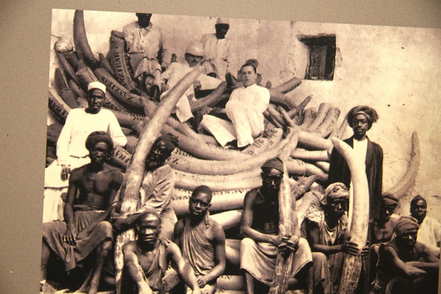 Portugal, Omã, Zanzibar e as Rotas dos Escravos