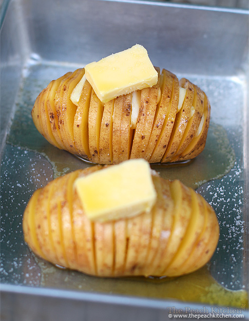 hasselback potatoes with butter | www.thepeachkitchen.com