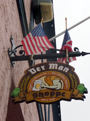 Cute Signs and Art in Leavenworth decorations