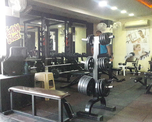 Life Fitness, 3rd Floor, Samruddhhi Arcade, Near HP Petrol Pump, Rukhmini Nagar, Amravati, Maharashtra 444606, India, Fitness_Centre, state MH
