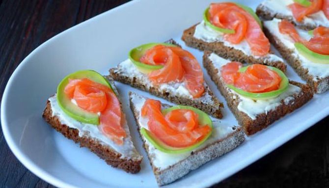 Appetizing appetizer - sandwiches for the New Year's table 13