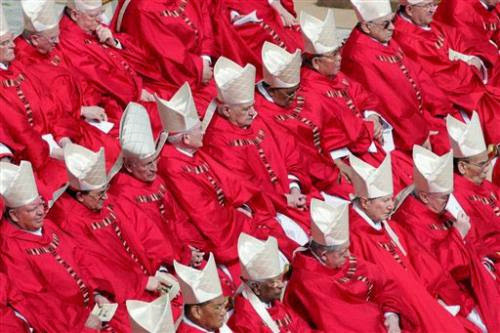 The New Pope And The Cardinal Messenger