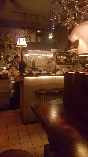 Bar & Grill «THE BARONESS bar + kitchen», reviews and photos, 4126 Crescent St, Long Island City, NY 11101, USA