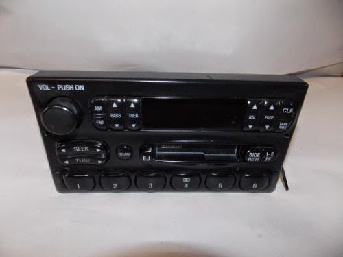  01-05 Ford F250 SD F350 Ranger Explorer Radio Tape 2001 2002 2003 2004 2005 4892