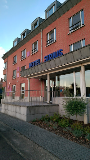 HOTEL SIRIUS