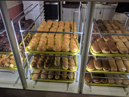 Donut Shop «Sierra Donuts», reviews and photos, 430 Anaheim Hills Rd C, Anaheim, CA 92807, USA