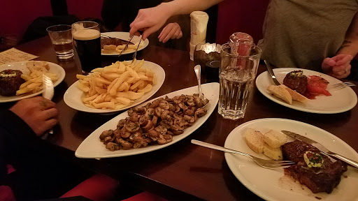 Kleine Welt - Steak Bar