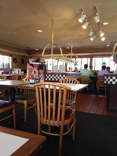 Pizza Restaurant «Pizza Hut», reviews and photos, 520 US-231, Jasper, IN 47546, USA