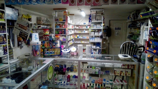 Farmacia Charbel, Calle León de la Barra 14, Encinos, 84065 Nogales, Son., México, Farmacia | SON