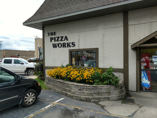 Pizza Restaurant «Pizza Works Sandwich & Deli», reviews and photos, 31 NE 3rd St, Grand Rapids, MN 55744, USA