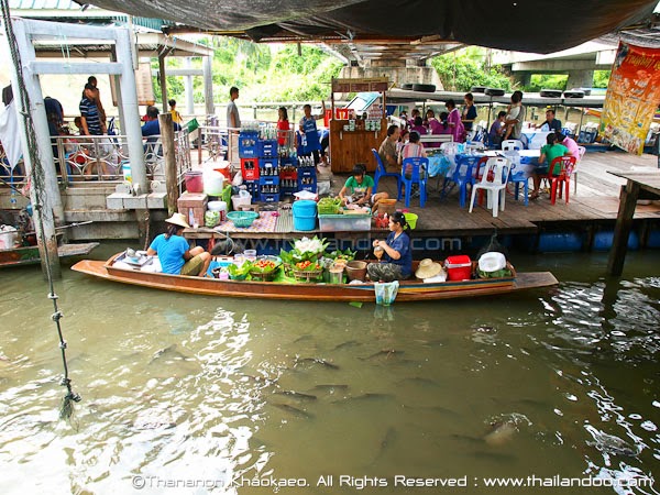 floating market bangkok
