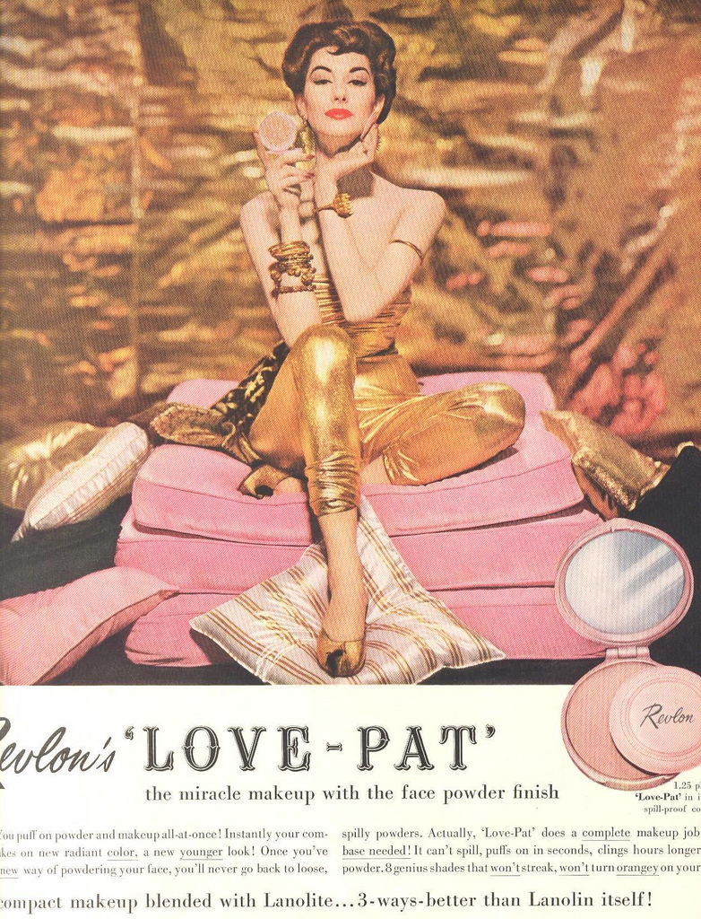 Love pat. Косметика 1950. Revlon Vintage. Revlon реклама. Реклама ретро ревлон.