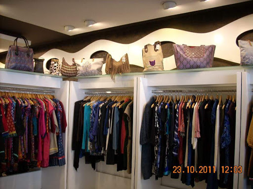 Ritu Kumar, Rajpur Rd, Kandholi, Hathibarkala Salwala, Dehradun, Uttarakhand 248001, India, Designer_Clothing_Store, state UK
