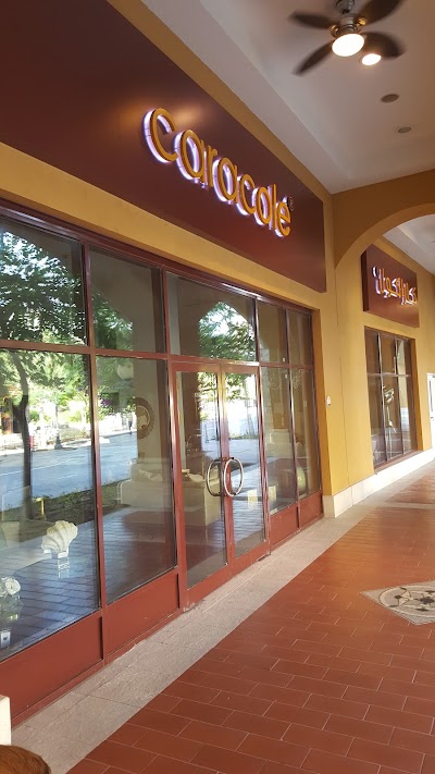 Photos of Caracole