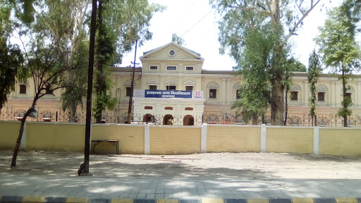 Allahabad State University (Administration Building), 56, MG Marg, George Town, Allahabad, Uttar Pradesh 211002, India, University, state UP