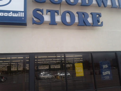 Thrift Store «Goodwill Industries of Middle Tennessee», reviews and photos, 1031 W Main St #8b, Lebanon, TN 37087, USA