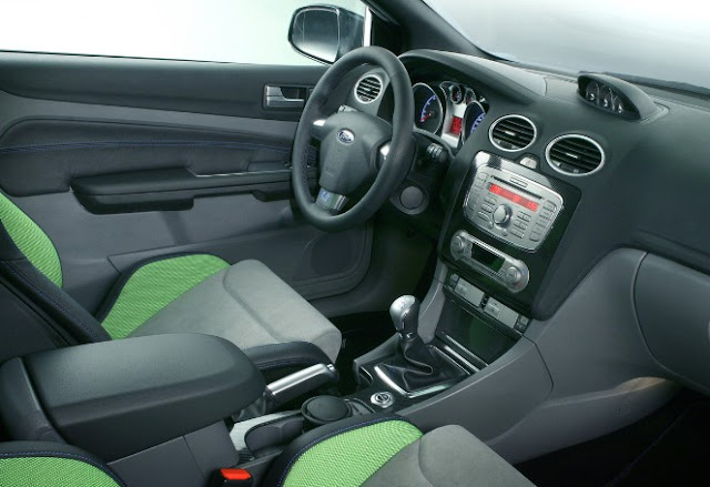 Ford Focus RS hatchback
