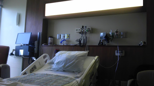 Hospital «Good Samaritan Regional Medical Center», reviews and photos