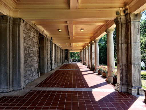 Stewart Hall Art Gallery