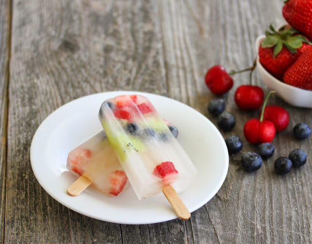 photo of two fruit bars on a plate