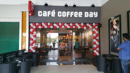Café Coffee Day - Amba Hotel, M/S Amba Hotel, NH8, Near Gundlav Cross Rd, Survey No 259, Valsad, Gujarat 396001, India, Western_Restaurant, state GJ