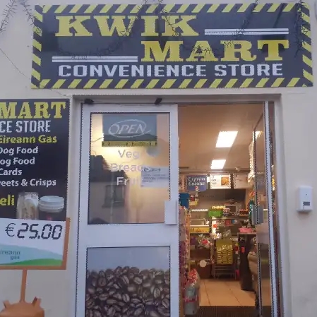 Kwik Mart logo