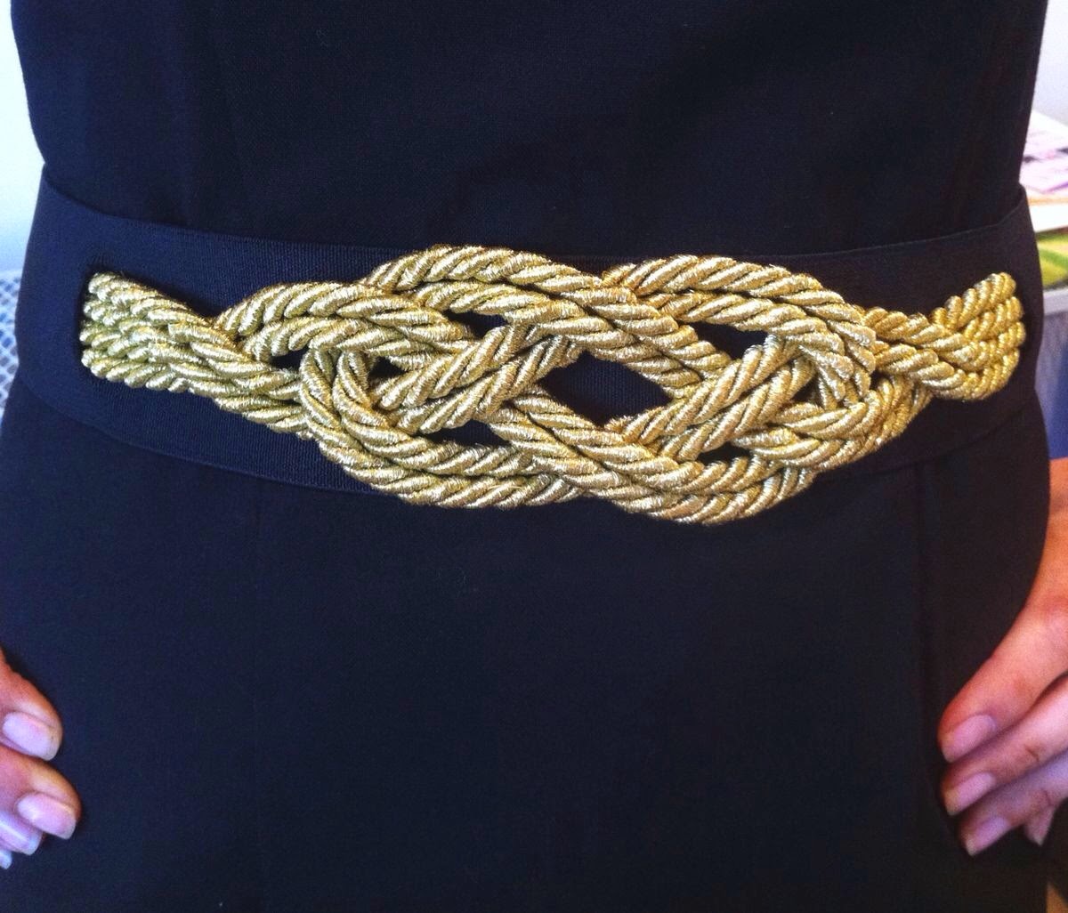 Álbum de graduación datos estropeado Le Petit Panier & Co: DIY cinturón con cordón de seda