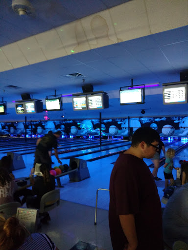 Bowling Alley «Thunder Alley Family Center», reviews and photos, 533 TN-46, Dickson, TN 37055, USA