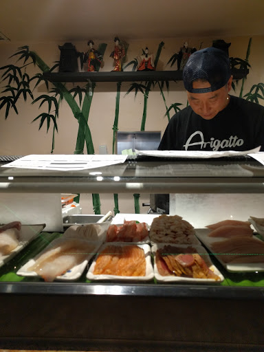 Sushi Restaurant «Arigatto Sushi», reviews and photos, 660 N Beach Blvd, La Habra, CA 90631, USA
