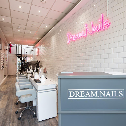 Dream Nails Wanstead logo