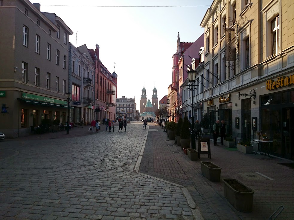 Rynek po godzinach pracy