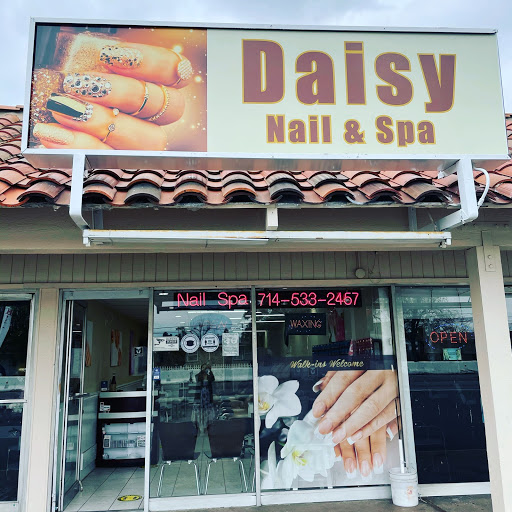 Daisy Nail & Spa logo