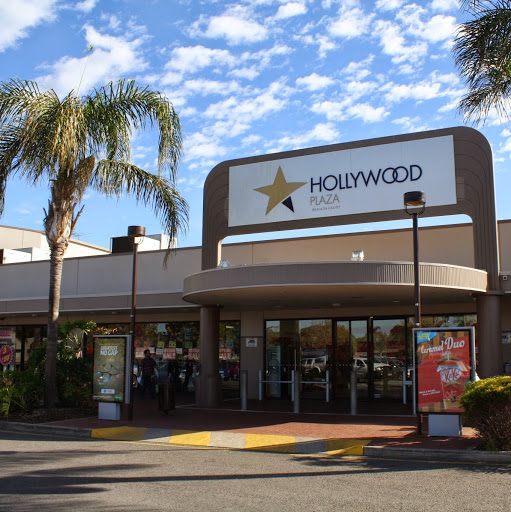 Hollywood Plaza