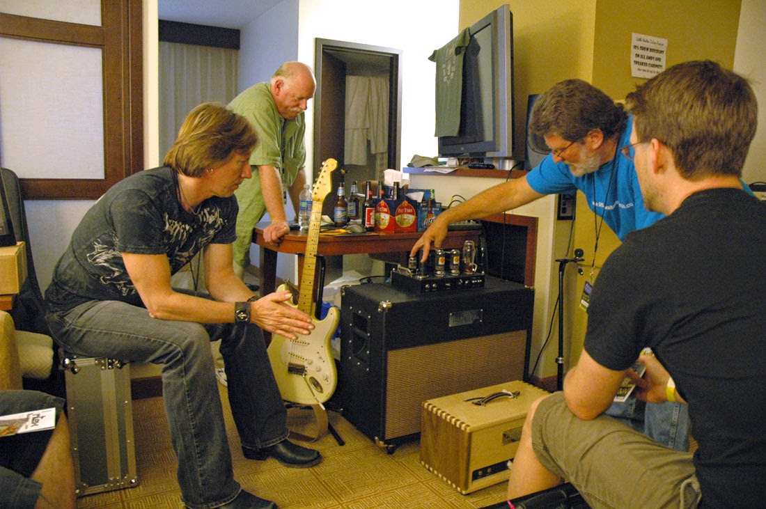 Ryan&amp;#39;s Guitars: Little Walter Amps - 2010 Nashville Amp Expo