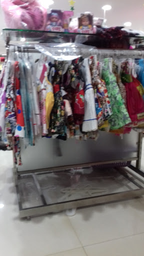 Kalyan Silks, Guruvayoor Road, Kunnamkulam, Thrissur, Kerala 680503, India, Ladies_Clothes_Shop, state KL
