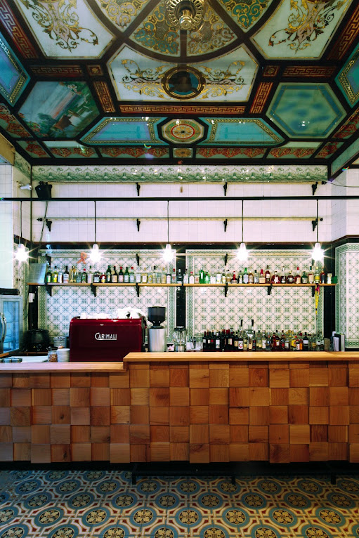 ＊改造中古世紀德國肉鋪的咖啡酒吧：Michael Grzesiak 保有原始彩繪磁磚！ 7