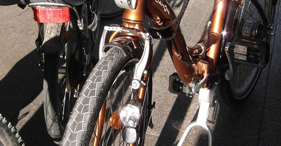Objetado tira Sofisticado Cómo ajusto los frenos de mi bici? | en bici por madrid