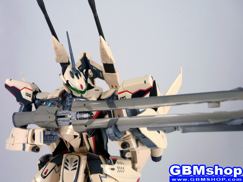 Macross Frontier YF-29 Durandal Isamu Dyson Custom Battroid Mode