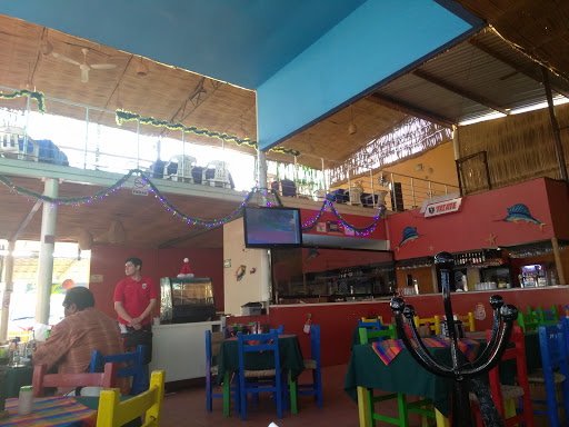 Restaurante El Cangrejo Feliz, Calle Federico del Toro 811, Mansiones del Real, 49010 Cd Guzman, Jal., México, Restaurante de comida para llevar | JAL