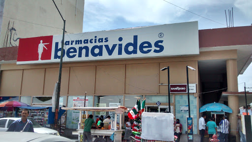 Farmacia Benavides, Miguel Hidalgo 962, Zona Centro, 87000 Cd Victoria, Tamps., México, Farmacia | TAMPS
