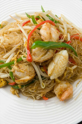 「頂点石焼麻婆豆腐」なら陳家私菜 新宿店
